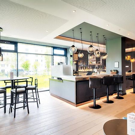 Premier Inn Berlin Airport Exteriör bild