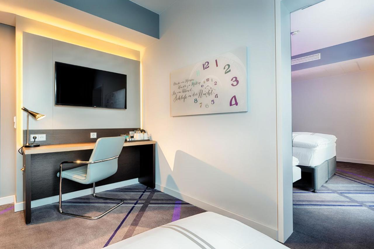 Premier Inn Berlin Airport Exteriör bild