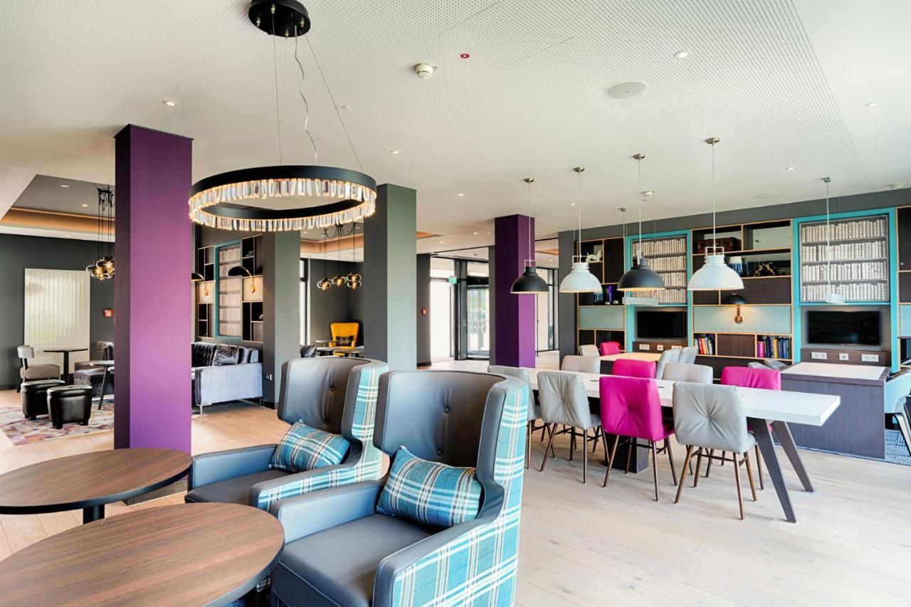 Premier Inn Berlin Airport Exteriör bild